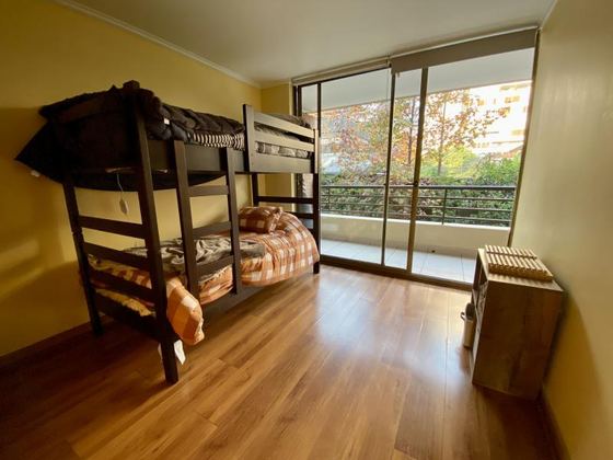 Cuarto dormitorio con camarote.